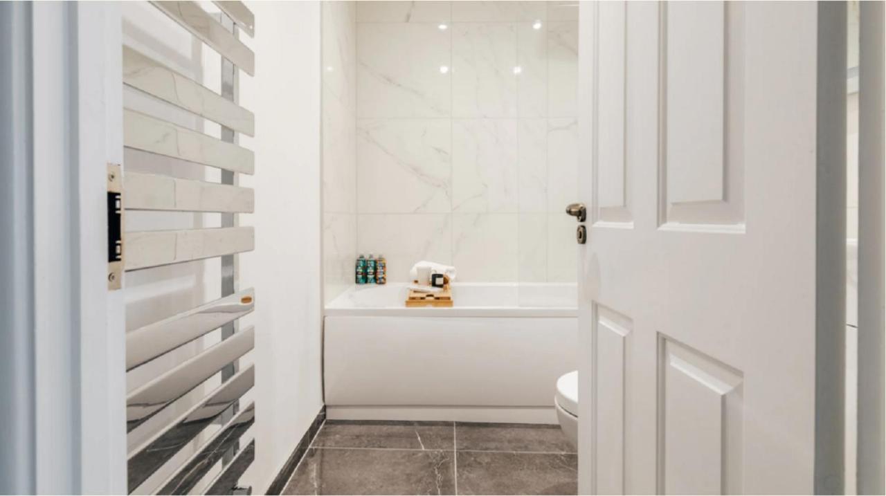 The Portland Apartment - Georgian Building With Parking Bath Ngoại thất bức ảnh